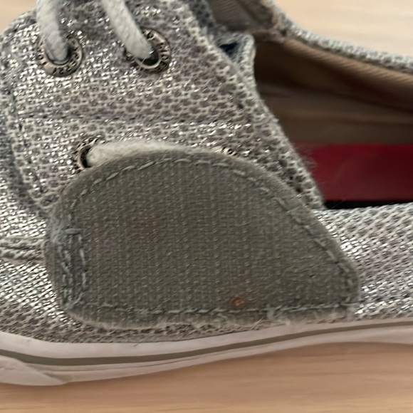 SPERRY TopSider girls silver boat shoes size 11 GUC - Picture 11 of 14